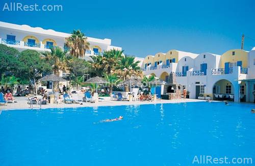 Kamari Beach Hotel 